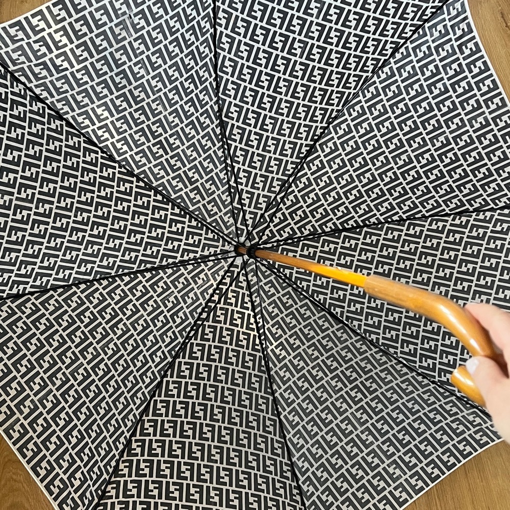 Fendi Zucca Vintage White and Black Nylon and Wood Copper Hardware Umbrella - Picture 7 of 10